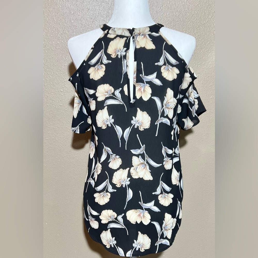 Sienna Sky off shoulder flowered blouse